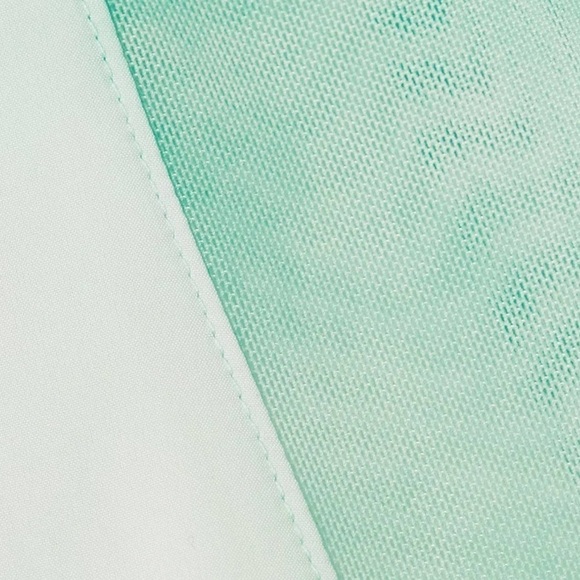 🆕 NIKE Icon Clash City Sleek Running Tank SIZE MEDIUM - Picture 12 of 13